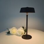 Lampe de bureau LED noire sans fil, style moderne et luxueux