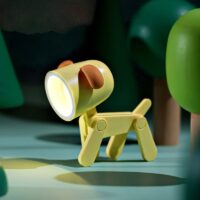Lampe de bureau enfant LED à pile chien coloré