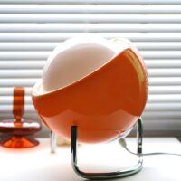 Lampe de bureau orange en verre de style design italien